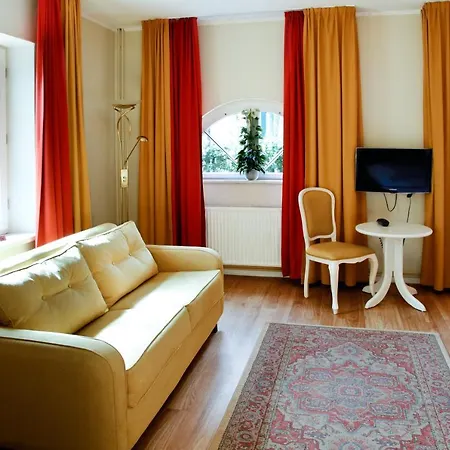 Kronprinz Hotel 3*