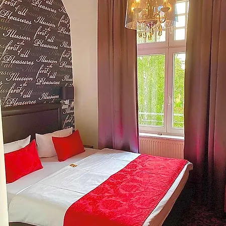 Hotel Kronprinz 3*