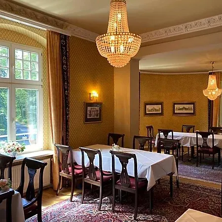Hotel Kronprinz 3*