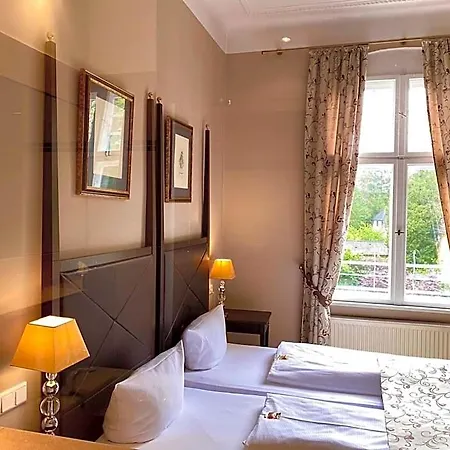 Hotel Kronprinz 3*