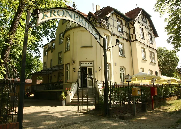 Kronprinz 3* 팔켄제