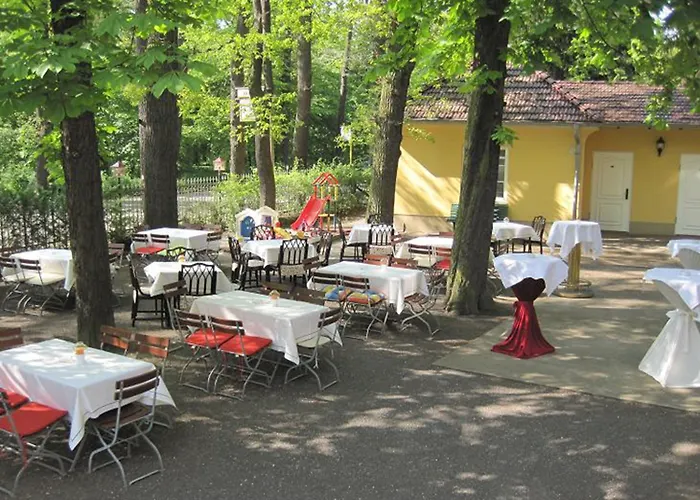 Kronprinz 호텔 팔켄제