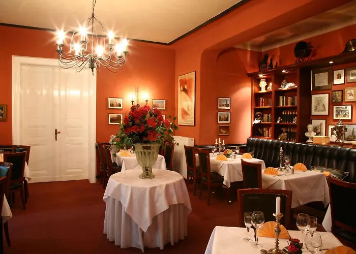 Kronprinz 호텔 팔켄제